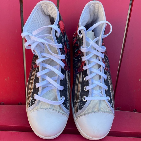 Deadpool Theme Shoes Canvas High Top Size 4 Unisex - Picture 3 of 12